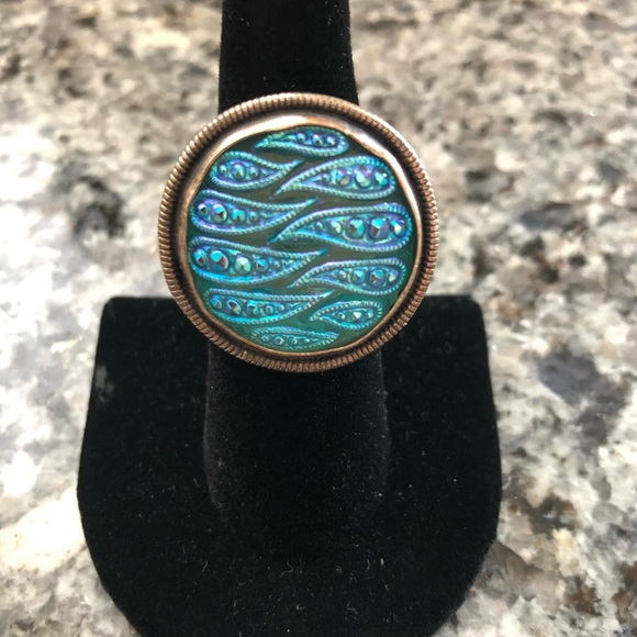 Dreamer Peacock Ore Ring - Picture 7 of 10